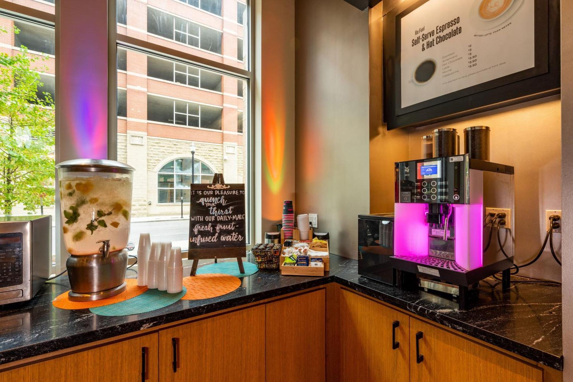 Aloft Louisville Downtown Eksteriør bilde